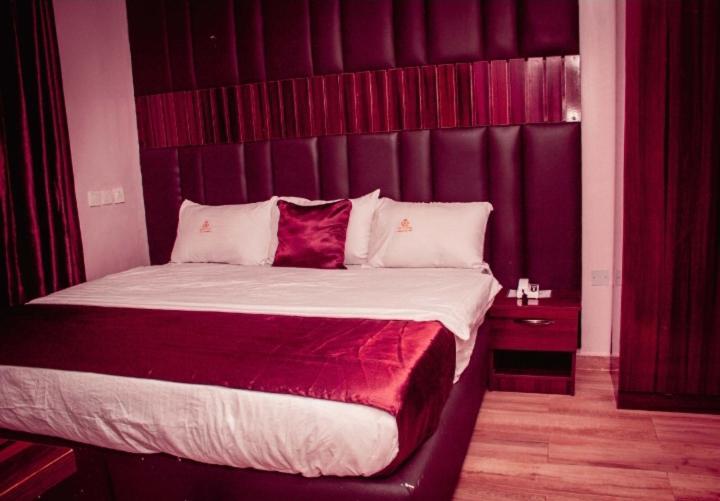 Hotel D Ritz Owode Ede Экстерьер фото