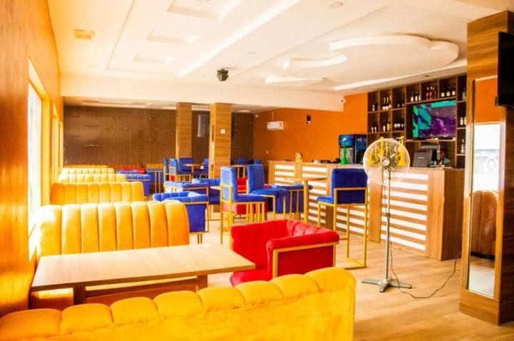 Hotel D Ritz Owode Ede Экстерьер фото